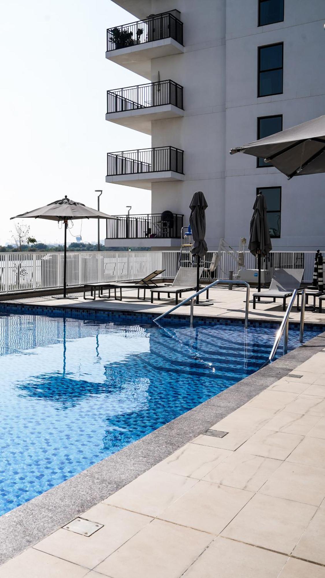 Canal View 3 Bedroom With Balcony * Abu Dhabi